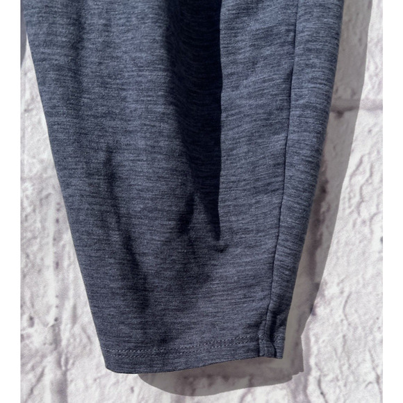 Vuori Gray Leggings - Picture 5 of 6